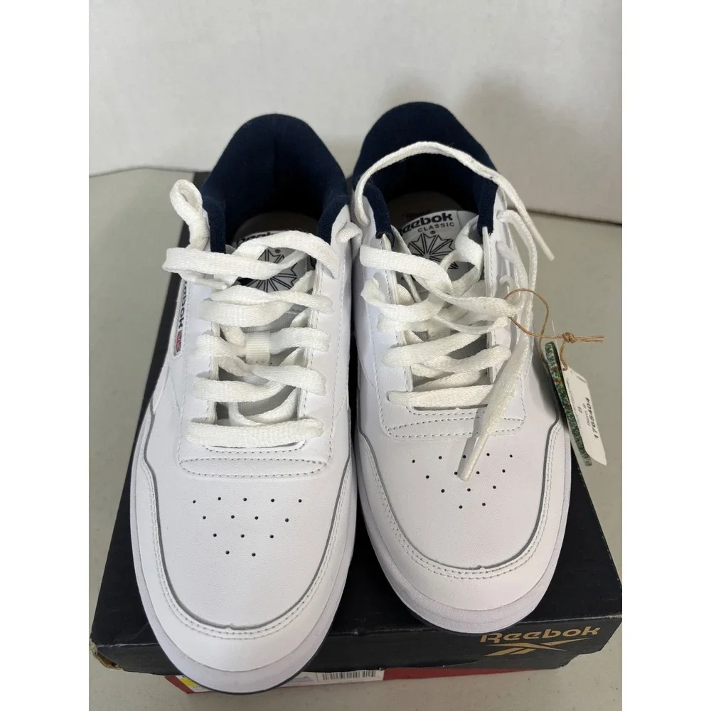 Reebok Club Memt Men's‎ White Tennis Shoes Size 8 Sneakers New